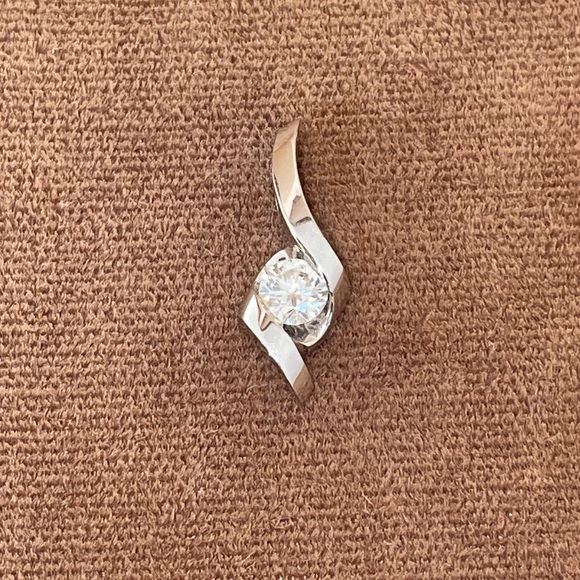 Solid 14K White Gold 1/4CT Round Cut Diamond Solitaire Designer SIRENA Pendant - Picture 12 of 14